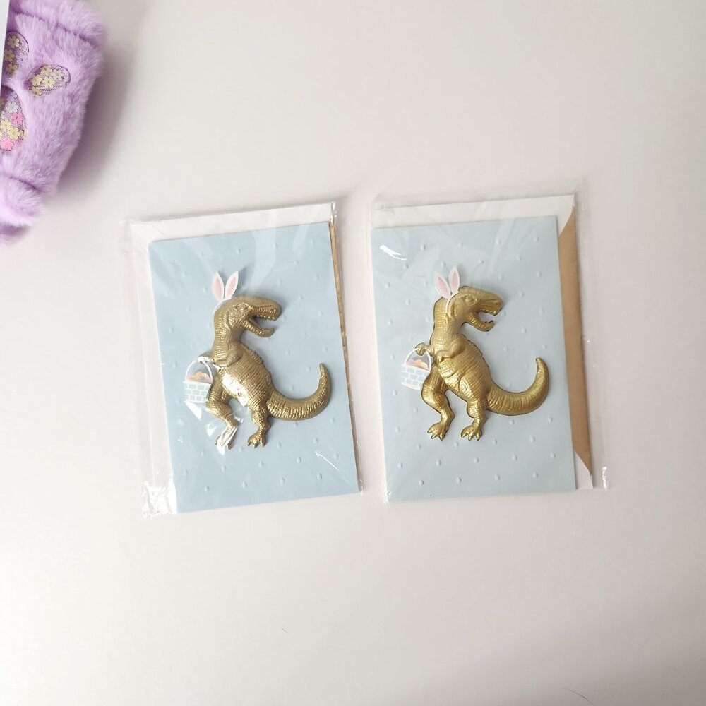 Claire's Girls Easter Bunny Headband Paws Tail Costume Set + hair clips, 2 cards - Picture 7 of 10